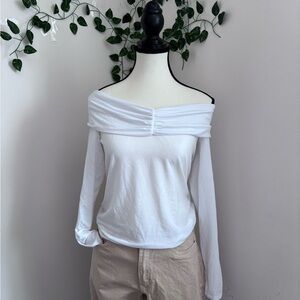 Aritzia Wilfred White Off-Shoulder Top Size L Balletcore Long Sleeve